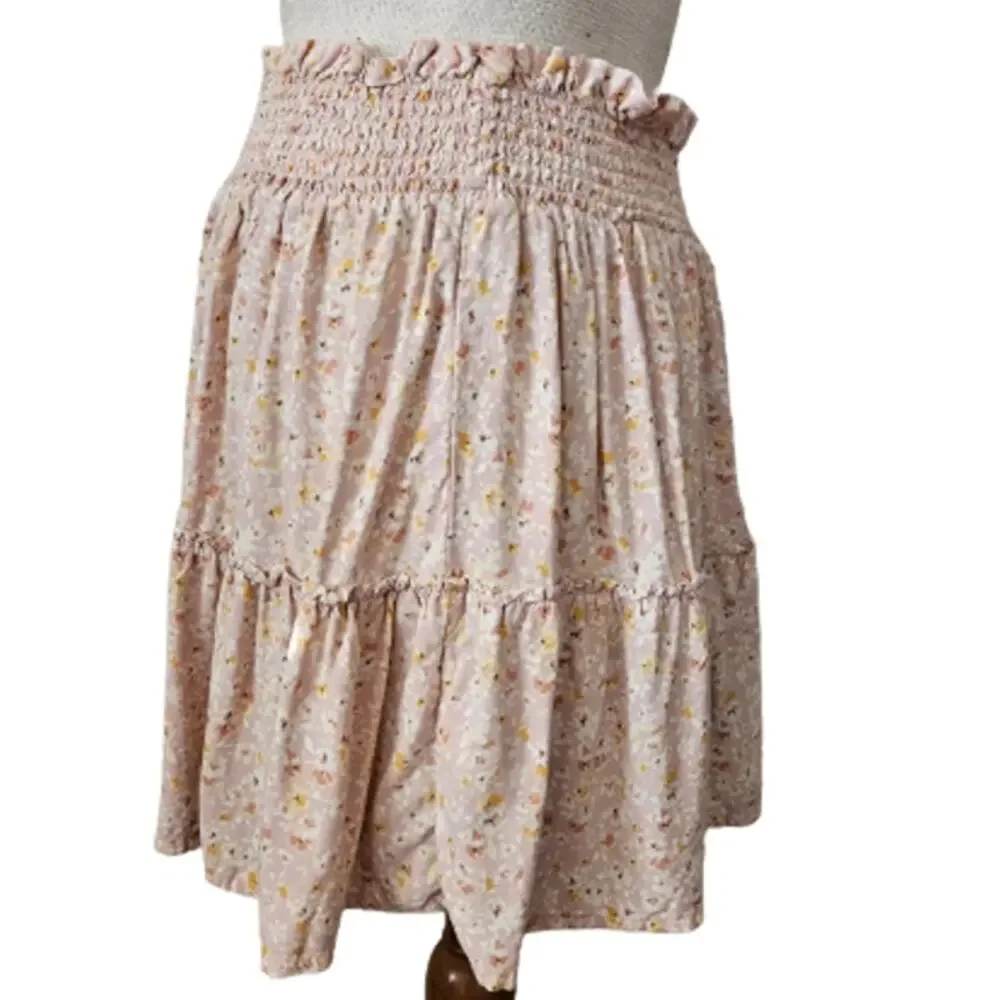 Light Pink Floral Tiered Mini Skirt Size Large
